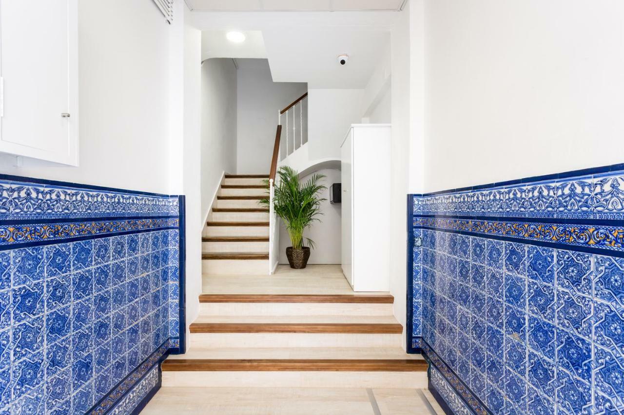 RR Apartamentos Arrayan 23 Sevilla Exterior foto